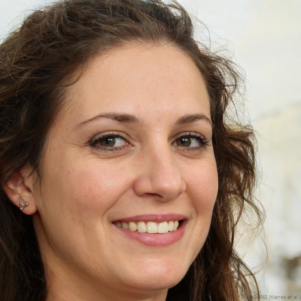 Violet Nguyen, Senior Associate at HaiQV AI Ventures